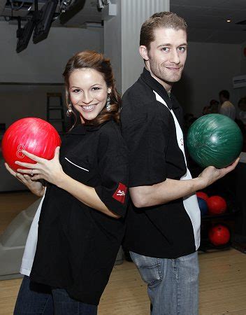According to us weekly, chrishell's first well known relationship was with former glee actor, matthew morrison. Photo Flash: Second Stage's All-Star Bowling Classic