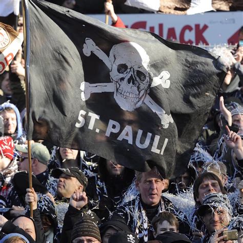 Fc buffalo is an american soccer club based in buffalo, new york, united states, with teams in men's and women's soccer. A la rencontre des fans clubs du FC Sankt Pauli du monde ...