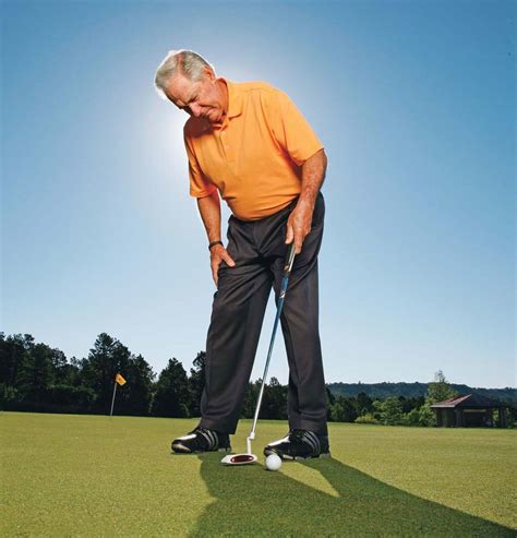 Putting statistics of golfers & handicaps. Dave Stockton's four tips to hole it