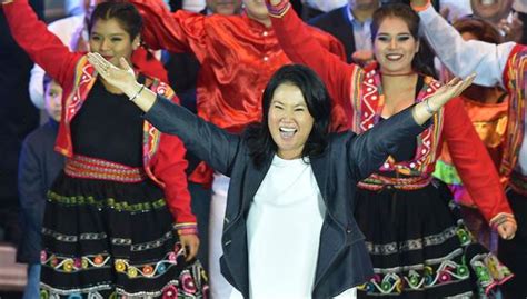 La candidata de fuerza popular a la presidencia del perú, keiko fujimori. Keiko Fujimori cierra campaña con mitin en Villa el ...