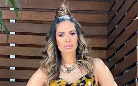 Galilea montijo es una actriz y presentadora de televisión mexicana amp™, 02/10/2020 | esta semana corrieron muchos rumores sobre una posible muerte de galilea montijo a la edad de 47 años. Galilea Montijo posa en vestido de lentejuelas a sus 47 ...