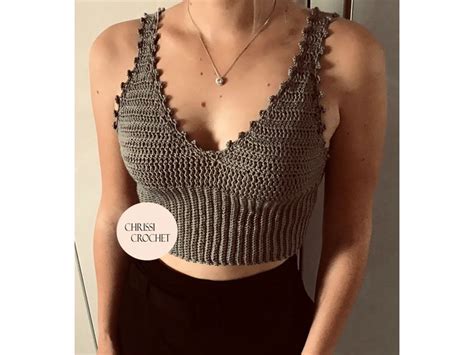 Tek omuz crop top modelinden tüllü modellere kadar renk renk crop top seçenekleri için adresiniz beyyoglu! Häkelanleitung Crop Top DIY Crochet | Cropped tops, Top ...