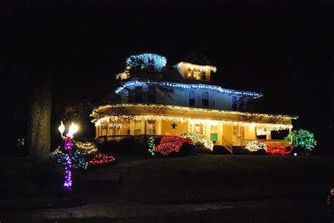 A drive to kurt's house. Special tours of Aberdeen Mansion celebrate the season ...