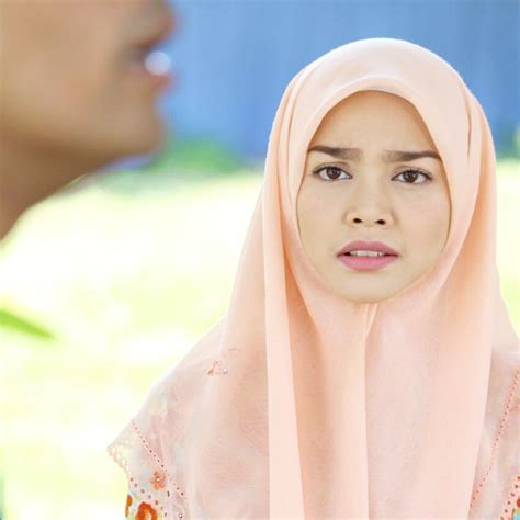 Kilafairy's films include blok 404, karak. Sari Yanti Bertudung | EncikShino.com