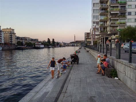 Hammarby boule öppnade idag vårens träning utomhus. Hammarby Sjöstad in Stockholm - Hammarbybacken - Swedentips.se