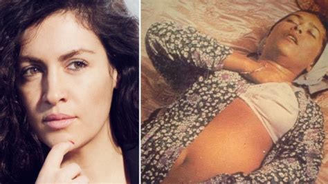 Sinan çetin film gibi''de, ''programıyla ilgili kaydadeğer bir eleştiri yapılmadığına hayıflanırken, duygunun evrensel olduğunu, onun zaman ve mekân ötesi bir yapısı bulunduğunu biliyordu mutlaka. Sinan Çetin'den New York in New York filmi için Tuğba ...