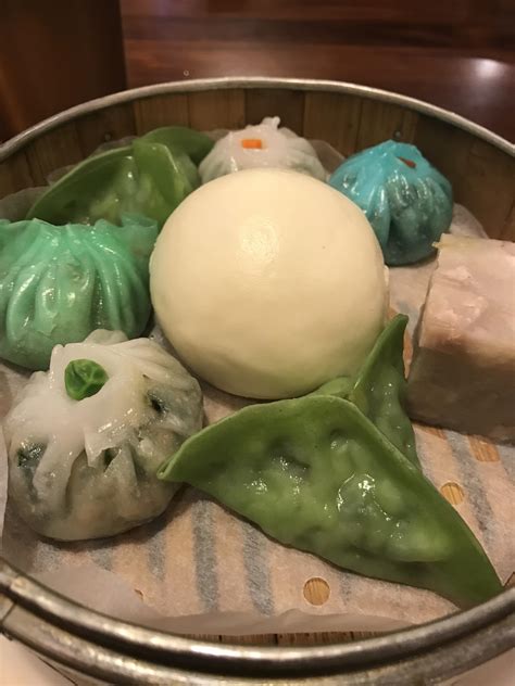 With descriptive text and images, we strive to be the main source for learning how to make delicious cantonese vegetable dishes here at unfamiliar china. I Ate vegetable dim sum : food