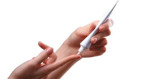 If you do get a sunburn, do not use the medication on sunburned skin. How to Use Retin-A (Tretinoin) - Howcast
