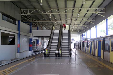 The ampang & sri petaling line lrt consists of two branches/routes that begin at two different stations to the south and east of the city, meeting at an interchange station, continuing through the city centre and ending at the same station at the north, which is the sentul timur station. Ampang LRT station | Malaysia Airport KLIA2 info