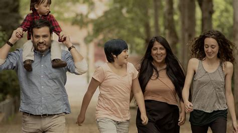 Join facebook to connect with gabriela hernandez and others you may know. Poliamor: la escritora que vive con su marido, mujer y dos ...