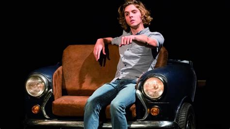 Watch online free thomas solivéres movies | putlocker on putlocker 2019 new site in hd without downloading or registration. Venise n'est pas en Italie " au théâtre