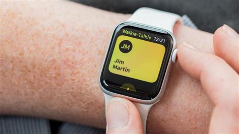 When you start a run, apple watch will ask you to set a goal. How to Set Up and Use a New Apple Watch Series 4: A ...