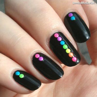Primero, remójalos en agua tibia, límpialos con un exfoliante para pies y una piedra pómez. Fotos De Uñas Faciles De Hacer - Flores facil Pedicure