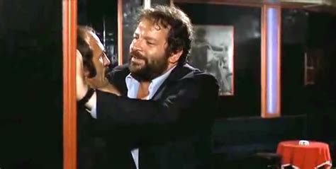 Actorul italian bud spencer a murit, luni, la vârsta de 86 de ani, a anunțat fiul său citat de agențiile de presă internaționale. Dominic Barto e Bud Spencer in "Piedone lo sbirro" di ...