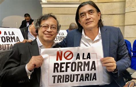 La canasta familiar son los bienes y servicios, que las familias de un país, como colombia compra. "Legislan para el patrón, no para el pueblo": Gustavo Bolívar