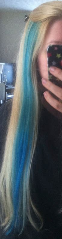 Should i sleep with cling film on my tattoo? AmyInDevon: How to put a blue streak in your hair