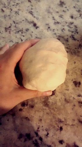 Preaqueça o forno a 180 graus celsius por 20 minutos. Receita de Pizza de Presunto Parma, Rúcula e Queijo ...