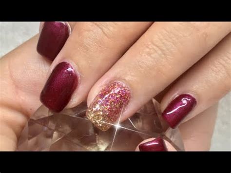 Despite the fact that i spent the entirety of 1997 practicing my glitter nail polish application skills, i am still an total mess when it comes to getting it on. How to put loose glitter on gel nails - New Expression Nails