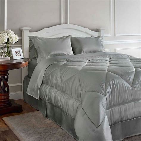 When shopping for a new comforter, use this guide to make sure you've found the best fill type, loft, and thread count for your sleeping needs. Satin Luxury Comforter Set | Bed Bath & Beyond
