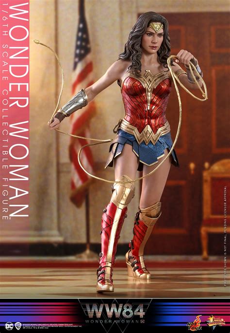 Wonder woman returns to the big screen in wonder woman 1984! Hot Toys Wonder Woman 1984 DC | Amazing-Collectibles