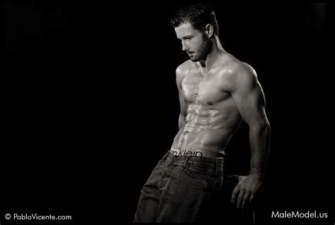 Explore tweets of henny seroeyen @hennyseroeyen on twitter. Henny Seroeyen1 | Male model photos, Male models shirtless ...