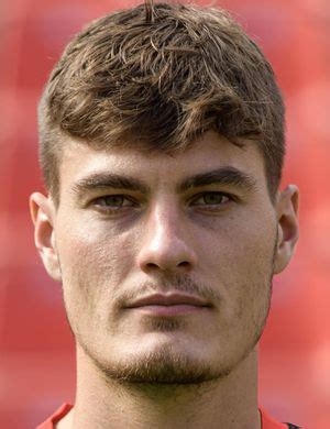 Patrik schick is a czech professional football player who best plays at the striker position for the bayer 04 leverkusen in the. Patrik Schick - Profil zawodnika 20/21 | Transfermarkt