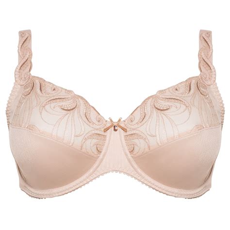 Comment parler de lingerie grande taille sans mentionner la grande marque de lingerie sans complexe ? Soutien-gorge bonnet plein Carmen Cappuccino avec ...