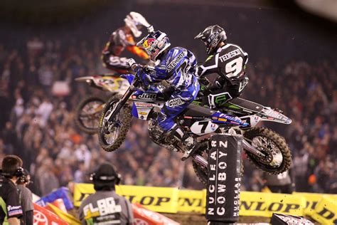 James stewart wins his first race of the season and beats championship leader ryan villopoto. James Stewart and Ivan Tedesco - Photo Blast: Anaheim 1 ...