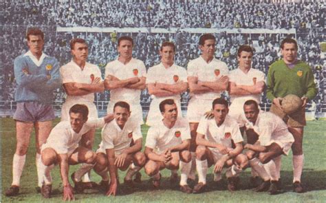 Este domingo a las 21 horas se enfrentan el equipo de javi garcía vs el de bordalás. VALENCIA C.F. - 1960-61 | Futbol español, Equipo de fútbol ...