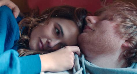 Eu encontrei um amor para mim. "Perfect" el nuevo video de Ed SHEERAN - national-REPORT