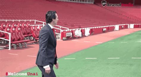 Browse latest funny, amazing,cool, lol, cute,reaction gifs and animated pictures! Unai Emery Thumbs Up GIF by Arsenal - Find & Share on GIPHY