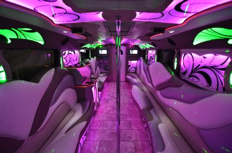 Looking for reliable nyc bus rentals & bus companies in nyc? Party Bus | Tampa Party Bus | Party Bus Rental