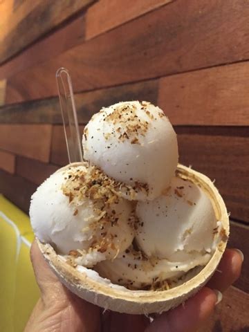 So, get in and get out quick. Expatriate in KL: Sangkaya: Coconut Ice Cream Craze