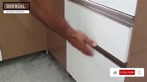 As the j profile handle is usually quite small, heavy appliance doors such as dishwashers & fridges become difficult to open and anyone with long. Modern kitchen with G-profile Handle - YouTube