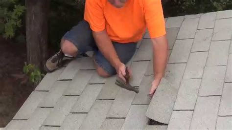 Here are the top three mistakes when it comes to flat roof repair. Do It Yourself Roof Repair - YouTube