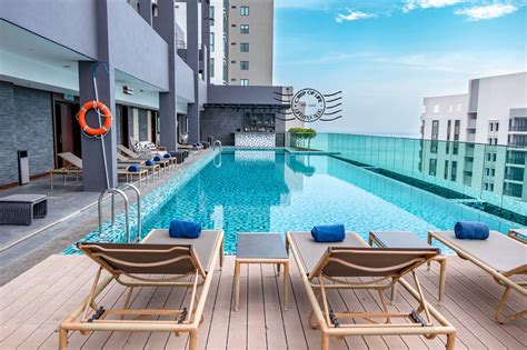 A private balcony can be enjoyed by guests at the following hotels with a pool in penang island Jazz Hotel Penang Celebrates Opening - Crisp of Life