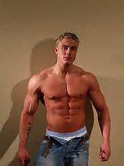 Professional fortnite player// controller on pc // 17 years old. Blond muscle man Rambler Canon naked