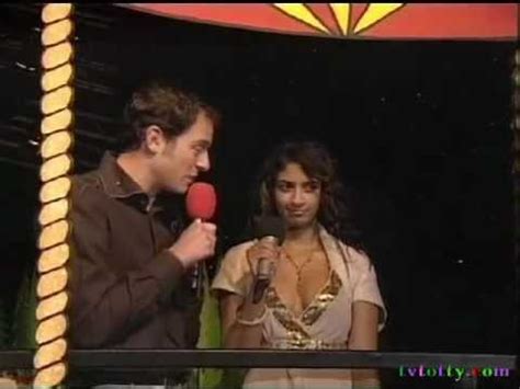 Carol goldnerova pissing in her garden. Konnie Huq - Huge downtop in garden feature on BP | Doovi