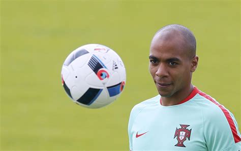 João mário naval da costa eduardo, known as joão mário, is a portuguese professional footballer who plays as a midfielder for s.l. Calciomercato Inter, le ultime su Joao Mario e spunta l ...