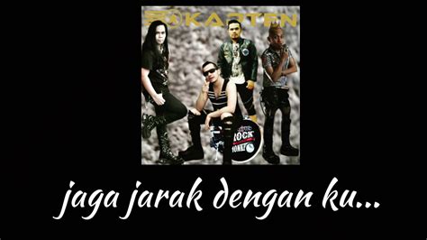 Di blog ini, kami hanya memaparkan lirik lagu. video lirik - Jaga jarak - KAPTEN band - YouTube