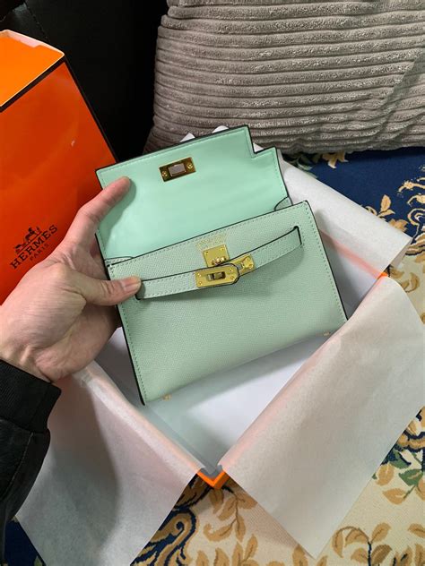 How to spot a fake hermes belt real vs fake hermes belt authentic vs replica hermes belt. Cheap 2020 Cheap Hermes Belt Bag # 222454,$85 FB222454 - Designer Hermes Handbags Wholesale