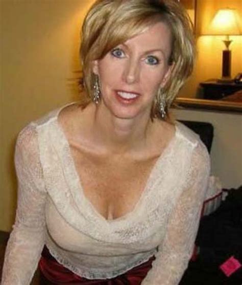 Grâce à nos catégories porno vous pouvez facilement choisir quelle vidéo vous fera monter au septième ciel. Rencontre cougar pour un petit coquin bien foutu à Hyères