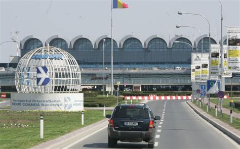 Special ștefan radu, pe aeroportul din otopeni / foto: Otopeni : aeroport sau pasune?! | Radu Tudor