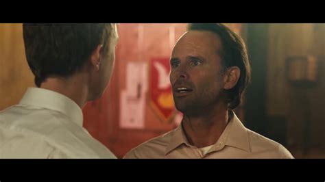 Walton sanders goggins jr born november 10 1971 height 5 10 1 78 m is an american actor best known for his roles on the fx networks series the shield and justified portraying detective shane vendrell and boyd crowder respectively he is also known. THEM THAT FOLLOW Official Trailer (2019) Walton Goggins ...