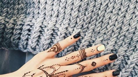 Motif henna pengantin simple dan cantik. Cara Membuat Inai Di Tangan Simple - gambar henna tangan ...