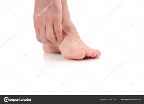 Cero hombre el prurito con la mano. Infección de los pies ...