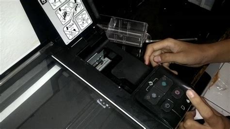 Jika printer epson stylus t13x anda mengalami masalah lampu blingking dan tidak mau mencetak, maka bisa diatasi dengan reset printer, dibawah ini software yang digunakan untuk melakukan reset dan untuk tutorial reset bisa anda temukan diakhir artikel ini. cart ridge tidak terbaca /Ink unrecognized printer epson ...