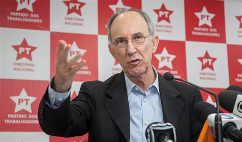 PT não se aliará a candidatos que apoiaram impeachment ...