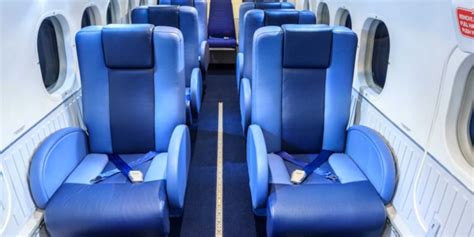 It accommodates 19 passengers in two seating areas. Twin Otter DHC-6-400 Specifications, Cabin Dimensions ...