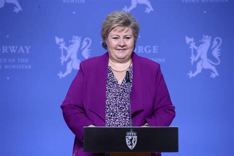 Regeringen solberg är sedan den 16 oktober 2013 norges regering.regeringschef är høyres partiledare, statsminister erna solberg. Erna svarar på spørsmål - Framtidajunior.no